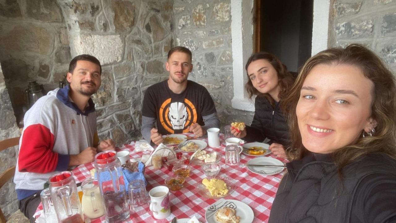 Отель Bujtina Carku Тети Экстерьер фото